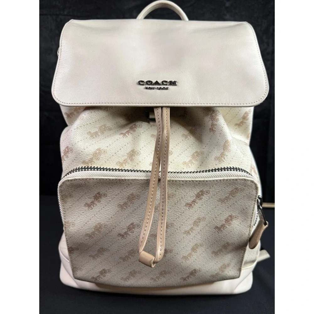Coach Court Backpack Signature Horse and Carriage Chalk White Leather C4135